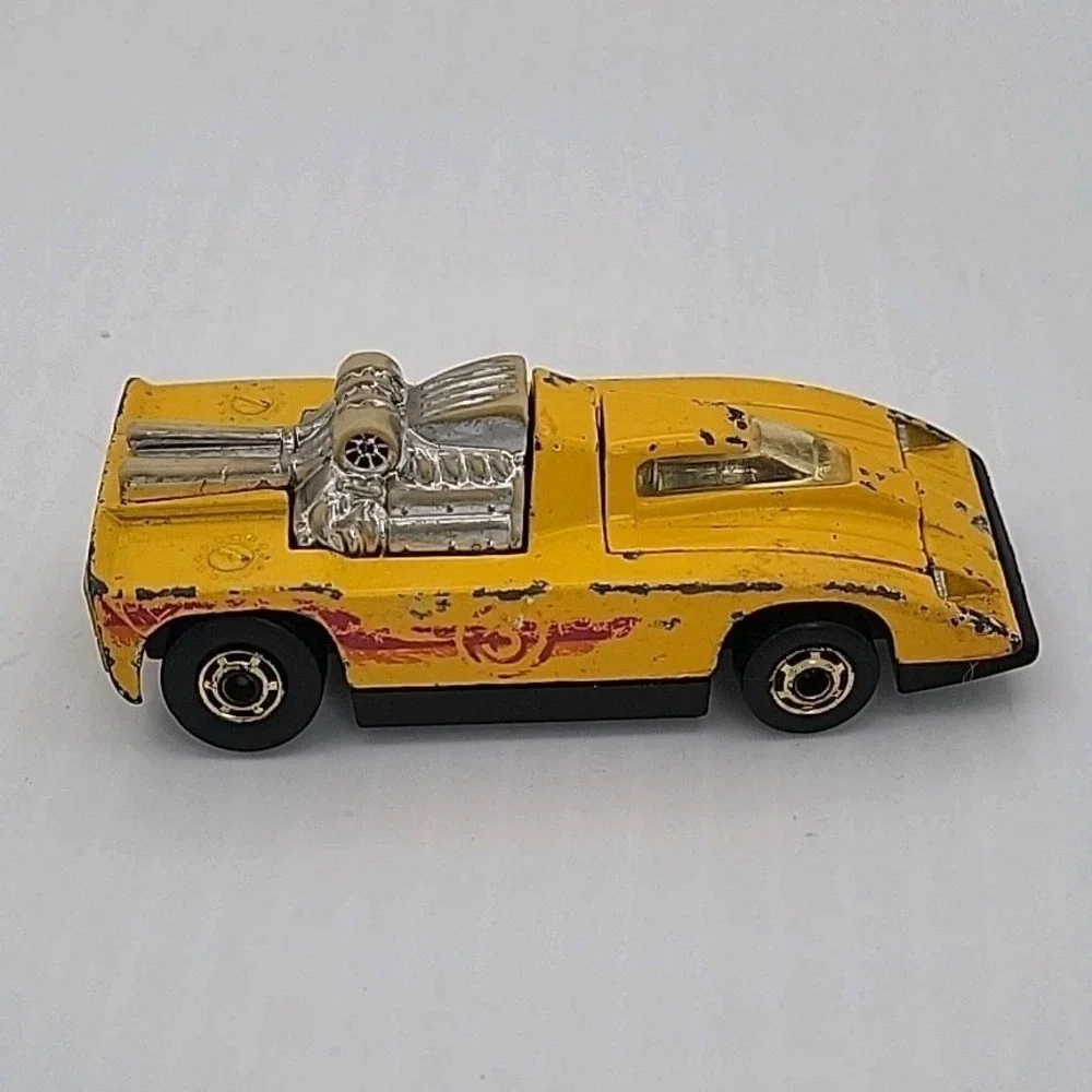 1980 Hot Wheels Hot Wheels Cannonade Car #1691 Hong Kong (Hot Ones 1/64 Yellow)
